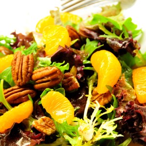 Mandarin-Orange Pecan Salad